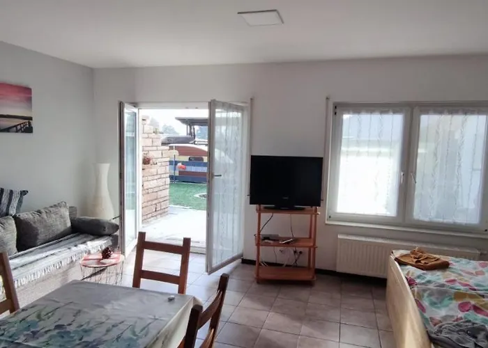 Und Walther Storkow (Mark)